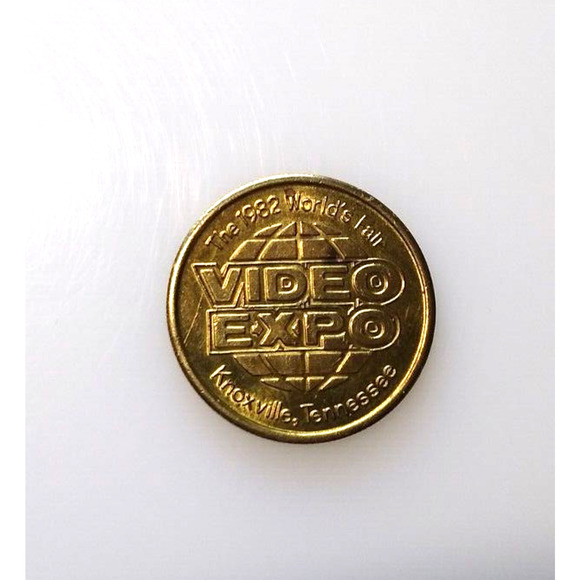 Space Invaders Video Arcade Game Token 1982 Worlds Fair Expo Original Retro - Picture 9 of 9